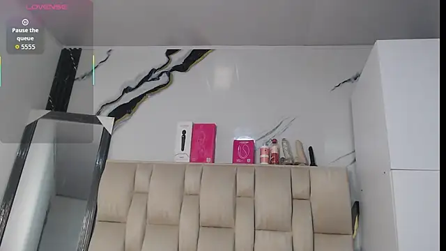 Snapshot of esmeralda-bk chatting on December 4, 9:45 pm esmeralda-bk online show from December 4, 9:45 pm