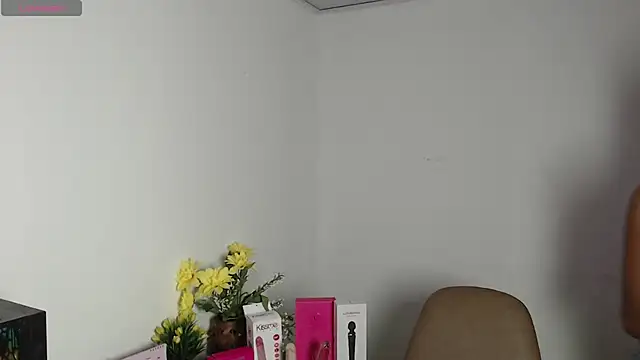 esmeralda-bk online show from January 13, 8:25 pm