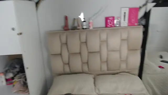 esmeralda-bk online show from March 27, 9:58 pm