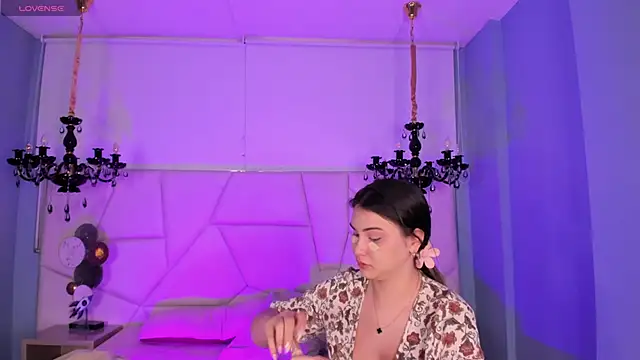 Snapshot of Aitana_Hilton_ chatting on October 26, 12:55 pm Aitana Hilton online show from October 26, 12:55 pm