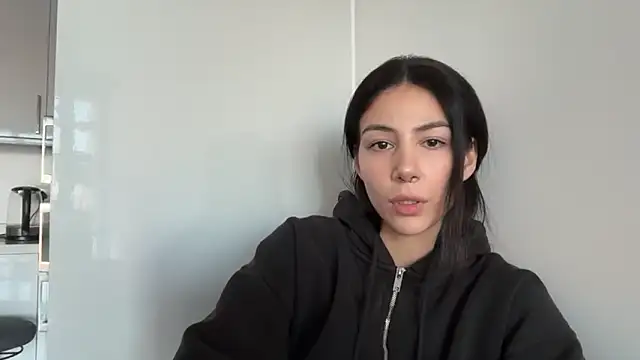 anaromeroxo online show from January 30, 9:25 am