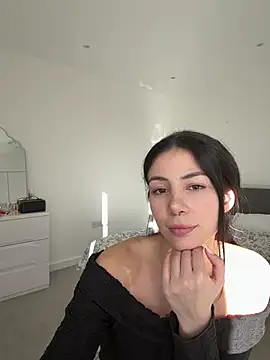 anaromeroxo online show from January 30, 1:42 pm