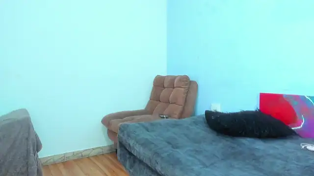 Charlotte curvy  online show from March 1, 1:53 am