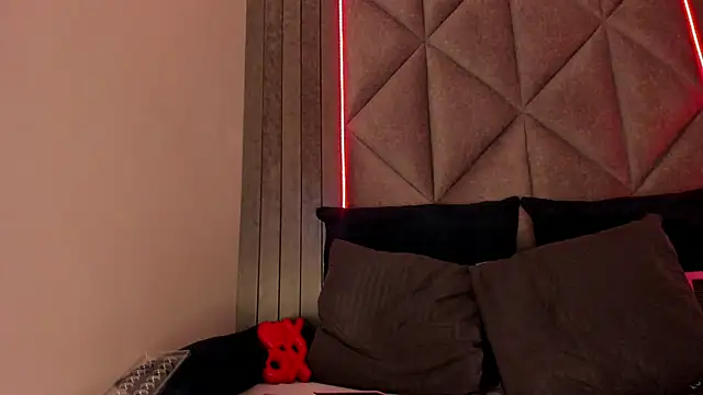 SabrinaSpell  online show from February 21, 11:55 am