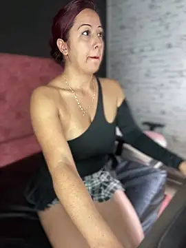 Snapshot of Miss__Melody chatting on January 28, 7:32 pm Miss Melody online show from January 28, 7:32 pm