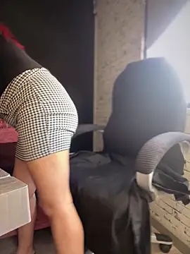 Snapshot of Miss__Melody chatting on September 22, 6:32 pm Miss Melody online show from September 22, 6:32 pm