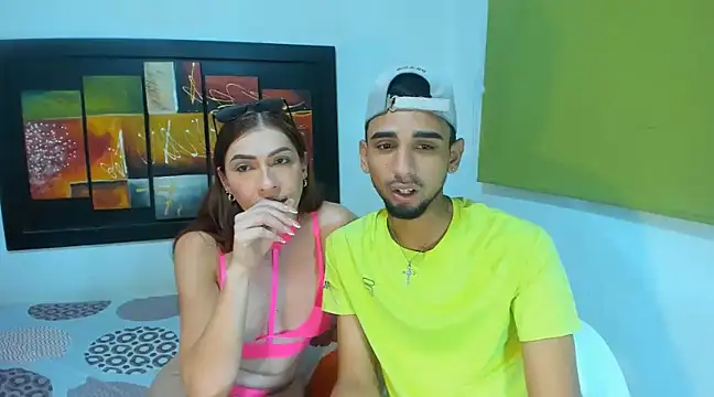 sweethoneytsx online show from March 15, 6:03 am