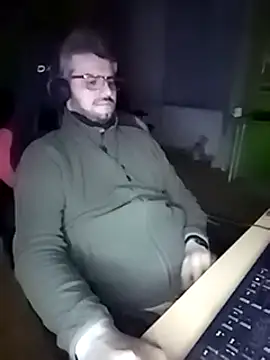 stary-w-kalesonach online show from January 28, 3:15 am