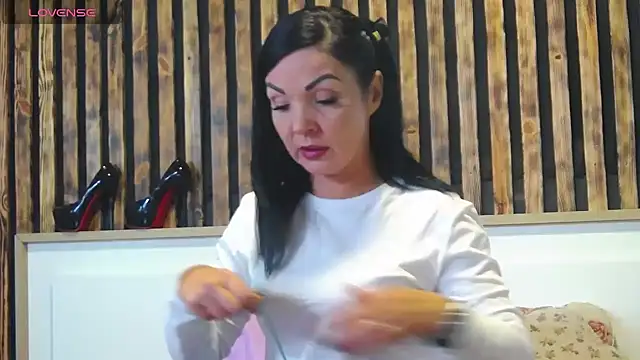 Snapshot of Tory_Lovi chatting on October 15, 12:27 pm Tory Lovi online show from October 15, 12:27 pm