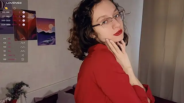 Snapshot of Leya_Curly chatting on February 22, 11:24 am Leya Curly online show from February 22, 11:24 am