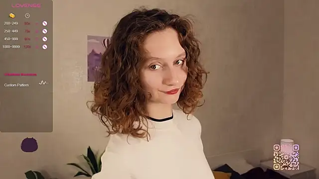 Snapshot of Leya_Curly chatting on September 13, 3:23 pm Leya Curly online show from September 13, 3:23 pm