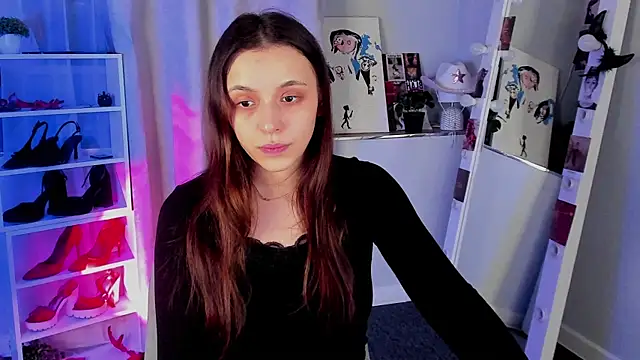 Snapshot of Sahara_Shields chatting on November 29, 10:40 am Sahara Shields online show from November 29, 10:40 am