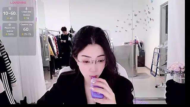 miaomiao-777 online show from March 23, 5:11 am