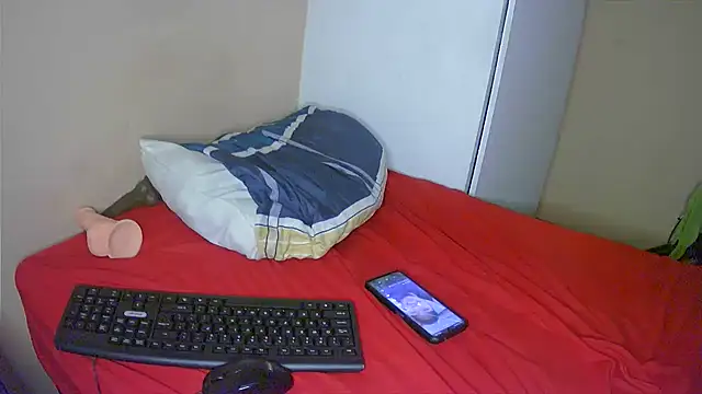 Snapshot of BigBootyStudent chatting on January 30, 10:19 pm BigBootyStudent online show from January 30, 10:19 pm