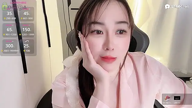 Snapshot of Alano-01 chatting on March 17, 1:57 am Alano-01 online show from March 17, 1:57 am