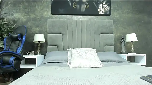 bruce hans online show from September 27, 11:48 am