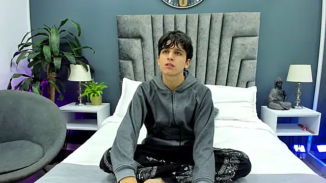 bruce hans online show from September 30, 11:59 am