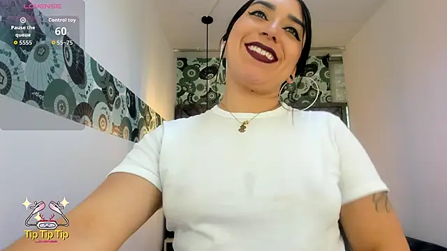 Snapshot of Clarise_Allen chatting on April 28, 8:47 pm Clarise Allen online show from April 28, 8:47 pm