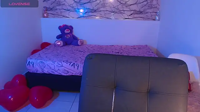 IslaBlaze online show from February 16, 4:10 pm