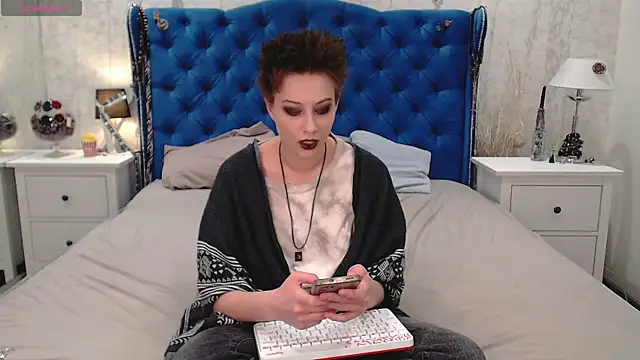 via mayer  online show from March 31, 10:26 am