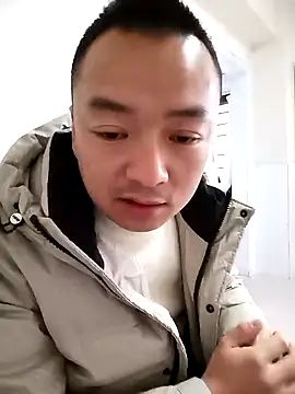 Snapshot of swg176 chatting on February 2, 1:23 am swg176 online show from February 2, 1:23 am