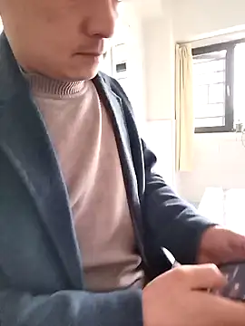 Snapshot of swg176 chatting on March 11, 9:24 am swg176 online show from March 11, 9:24 am