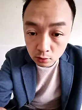 Snapshot of swg176 chatting on March 12, 6:18 am swg176 online show from March 12, 6:18 am