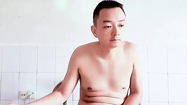 Snapshot of swg176 chatting on September 18, 1:18 am swg176 online show from September 18, 1:18 am