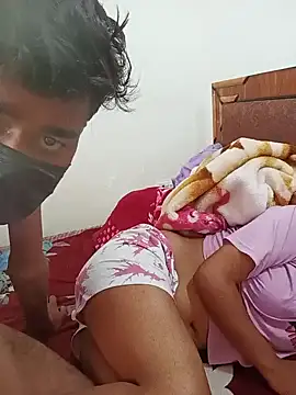 Snapshot of soni_rawat chatting on February 3, 3:53 am soni rawat online show from February 3, 3:53 am