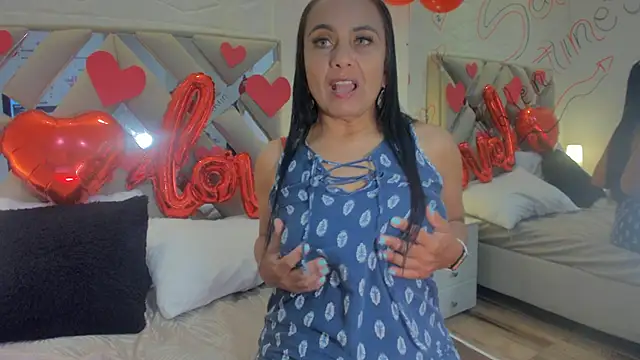 raquell moore online show from February 16, 4:10 pm