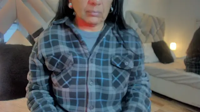 raquell moore online show from February 27, 8:50 am