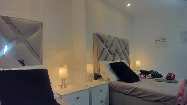 raquell moore online show from February 28, 12:52 pm