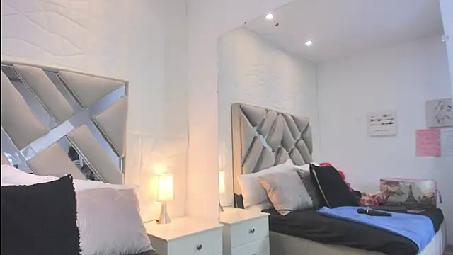 raquell moore online show from March 26, 12:11 pm