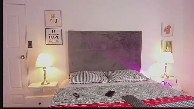 Snapshot of ethan_and_ava chatting on February 13, 1:48 pm ethan and ava online show from February 13, 1:48 pm