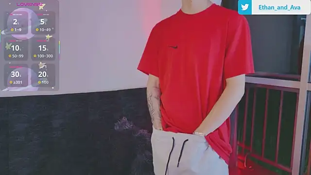 Snapshot of ethan_and_ava chatting on October 20, 2:23 am ethan and ava online show from October 20, 2:23 am