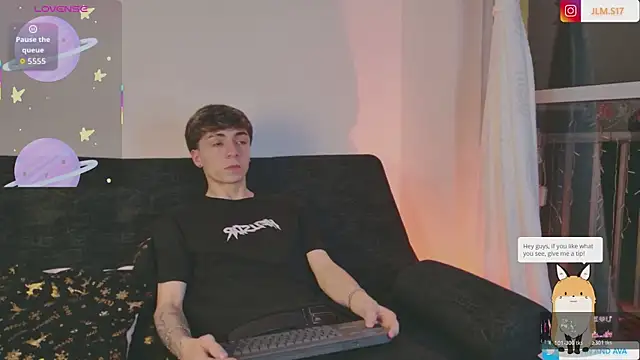 ethan and ava online show from January 8, 2:14 am