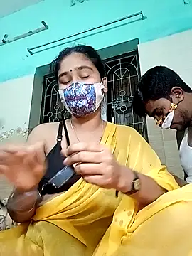 Snapshot of Sexy-Couple20 chatting on January 27, 7:46 pm Sexy-Couple20 online show from January 27, 7:46 pm