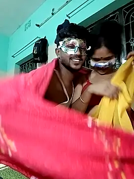 Snapshot of Sexy-Couple20 chatting on January 29, 12:12 am Sexy-Couple20 online show from January 29, 12:12 am