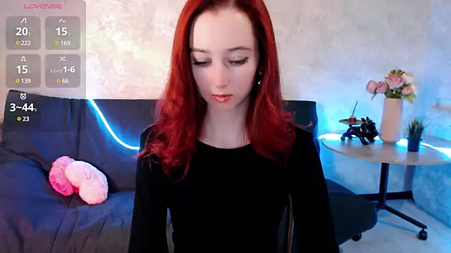 StelaMosy online show from February 8, 3:42 pm