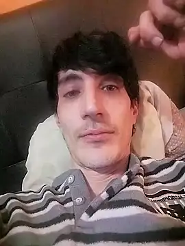 Snapshot of moutt99 chatting on January 24, 2:08 pm moutt99 online show from January 24, 2:08 pm