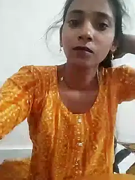 Snapshot of Divya-2007 chatting on November 24, 1:16 am Divya-2007 online show from November 24, 1:16 am