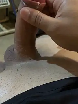 Snapshot of Greiber_A-Z chatting on March 13, 4:12 pm Greiber A-Z online show from March 13, 4:12 pm