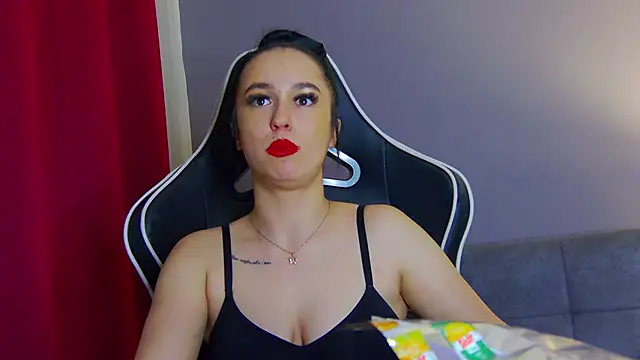 Eva Lovvia  online show from February 15, 1:42 am