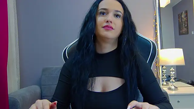 Eva Lovvia  online show from February 25, 10:39 pm