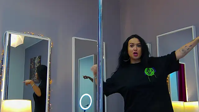 Eva Lovvia  online show from February 26, 1:43 am