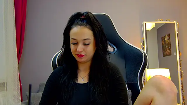 Eva Lovvia  online show from March 18, 2:04 am