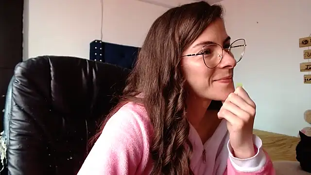 Snapshot of MARIELSINS_AND_DAIKIJACK chatting on February 12, 5:05 pm MARIELSINS AND DAIKIJACK online show from February 12, 5:05 pm