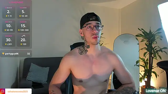 Snapshot of Salvatore_costa chatting on November 7, 3:50 am Salvatore costa online show from November 7, 3:50 am