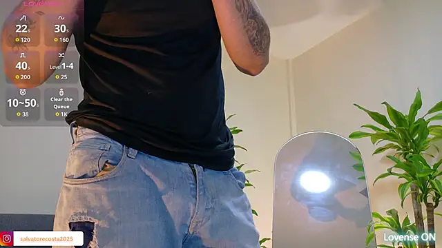 Snapshot of Salvatore_costa chatting on December 3, 2:19 am Salvatore costa online show from December 3, 2:19 am