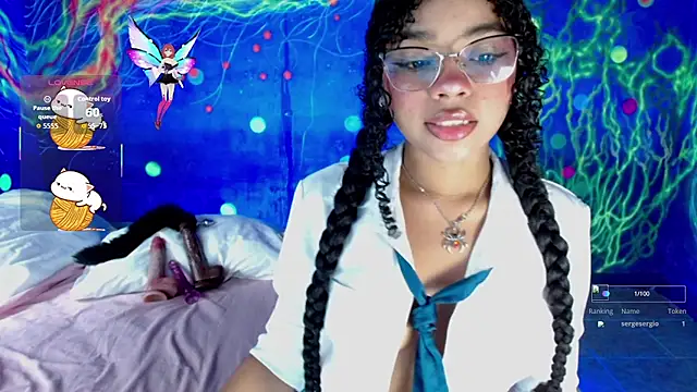 lucie petite online show from November 16, 6:35 pm